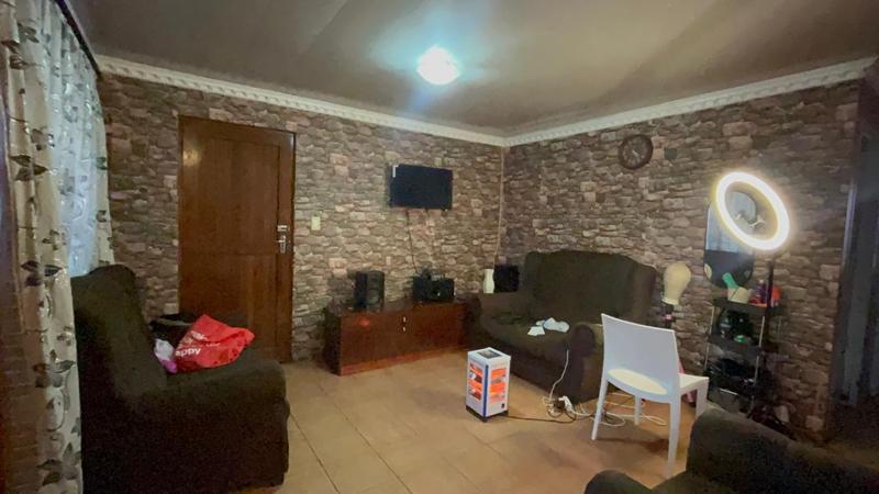 2 Bedroom Property for Sale in Khaya Western Cape